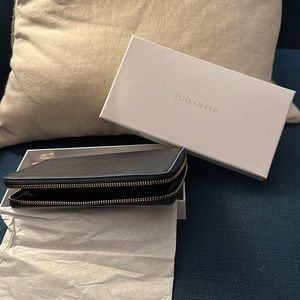 Estée Lauder blue ladies zipper wallet